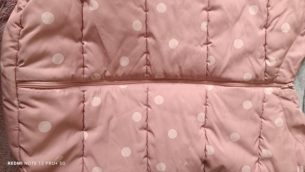 Ciepły śpiworek dla dziewczynki