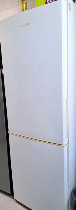 VENDO Frigorífico Samsung a funcionar  perfeitamente 1.77m