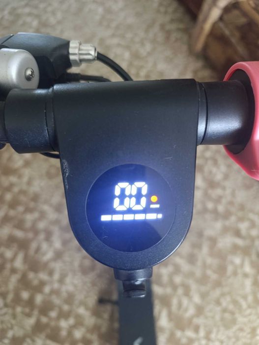 Електросамокат VGA