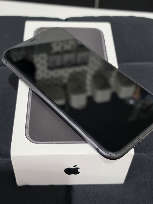 iPhone 11 64GB + pudełko