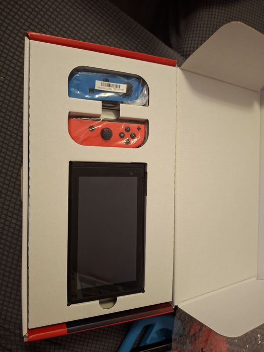 Konsola Nintendo Switch i akcesoria