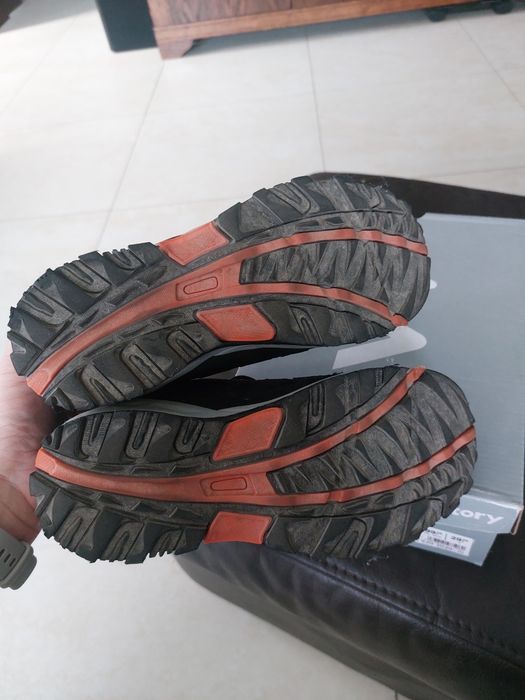 Sprzedam buty chłopięce rozmiar 33