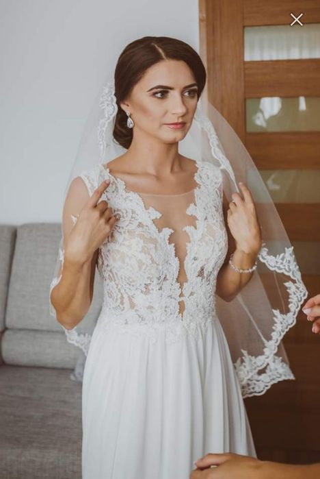 Suknia ślubna gipiura muślin dekolt siatka wycięcie