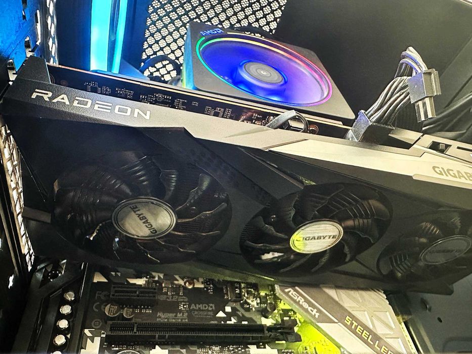 Computador Desktop GAMER + Monitor Widescreen LG + Rato Razer