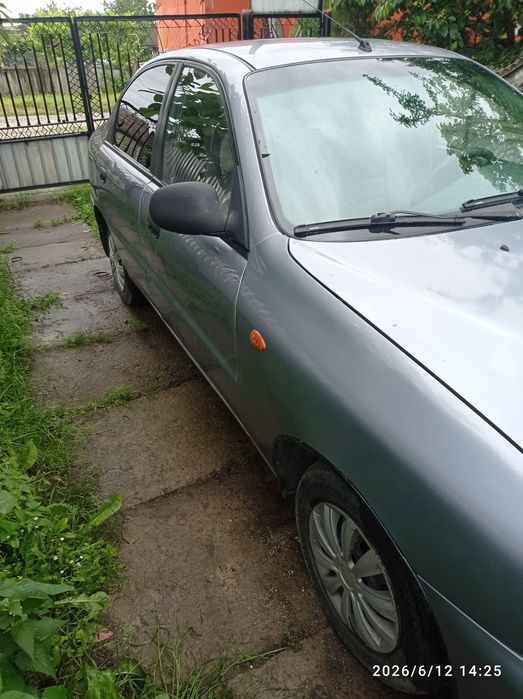 Продам Ланоса на газу