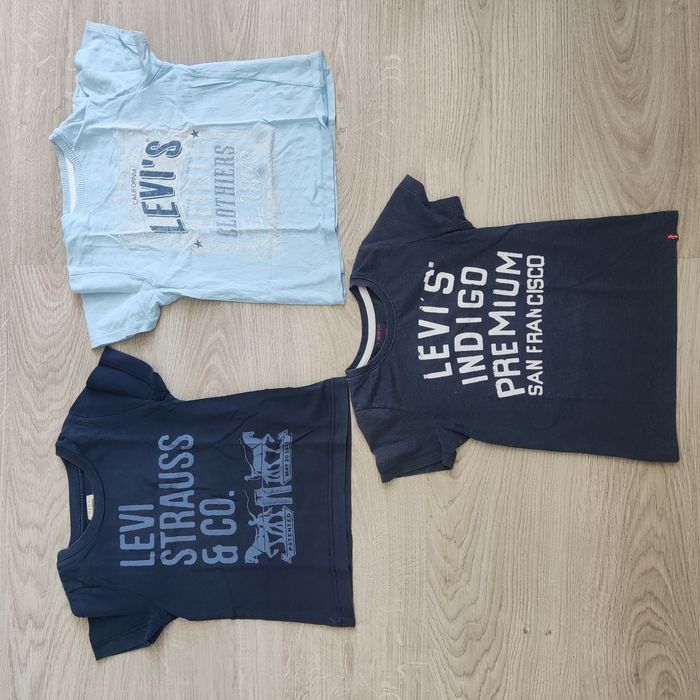 T-shirts LEVI'S - tamanho: 4