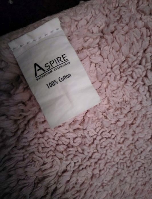 Для ванной и прихожей коврки