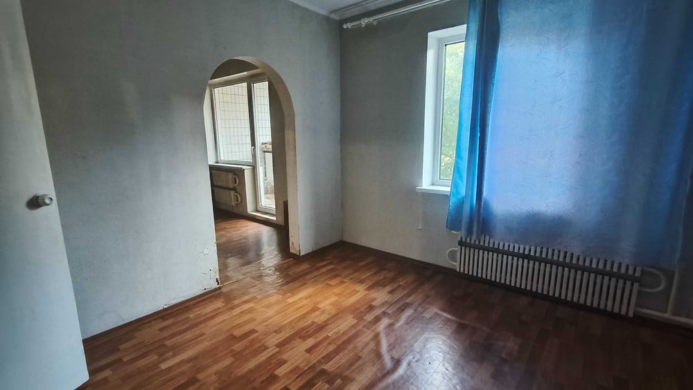 Продаж 4-кімн на Індустріальному