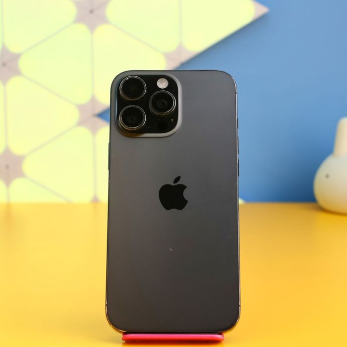 Смартфон Apple iPhone 16 Pro Max 256GB Black (157944) Б/У З ГАРАНТІЄЮ