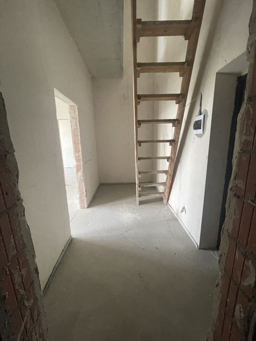 Продам пентхаус у Бучі