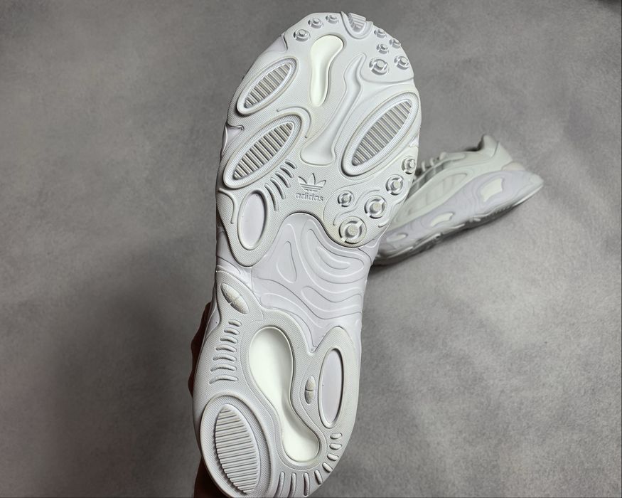 Oригінальні Adidas Oznova / Cloud White [GX4505]