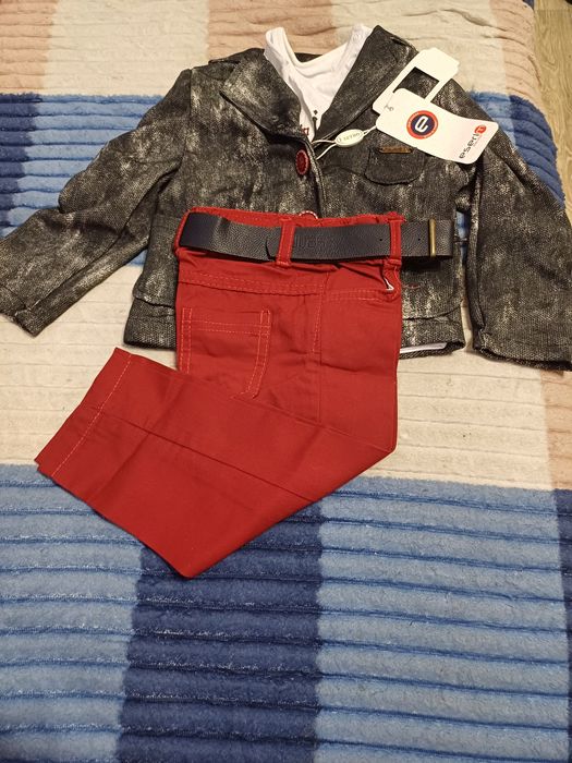 Костюм три в одному