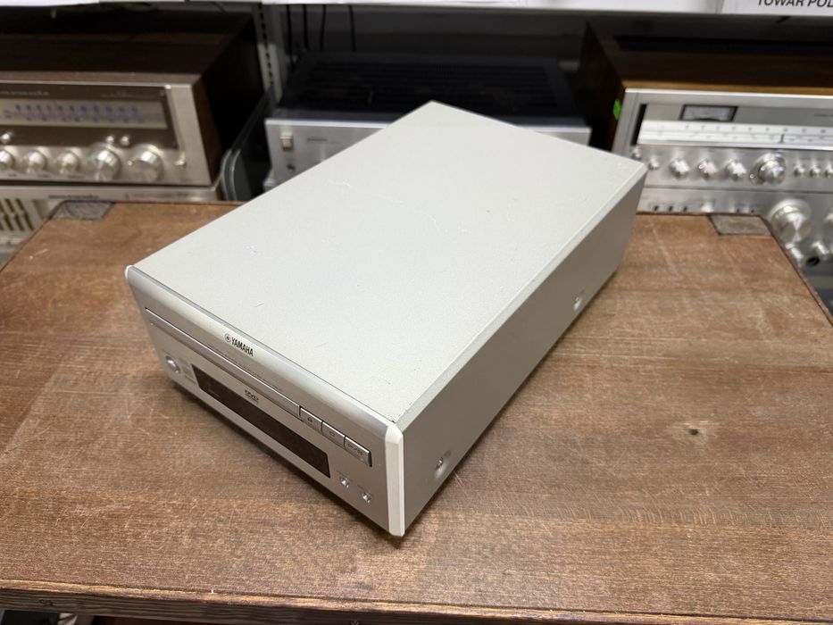 ‼️ Yamaha DVD-E810– Odtwarzacz CD Hi-Fi z Serii PianoCraft, Przetwornikiem DAC i Kompaktową Konstrukcją | Audio Room