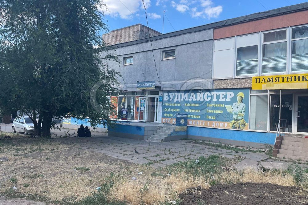 Оренда магазину вул.Космонавтів, р-н "Вечірній"