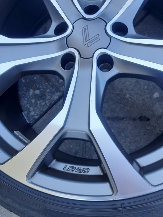 Alufelgi Lenso z oponami