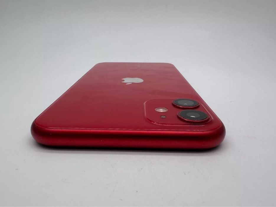 Iphone 11 bateria 91% edição especial RED