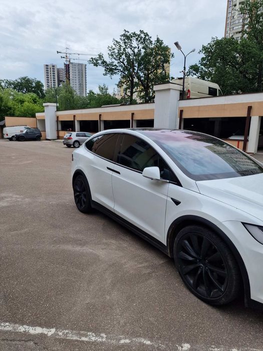 Продам Tesla Model X Perfomance 2018
