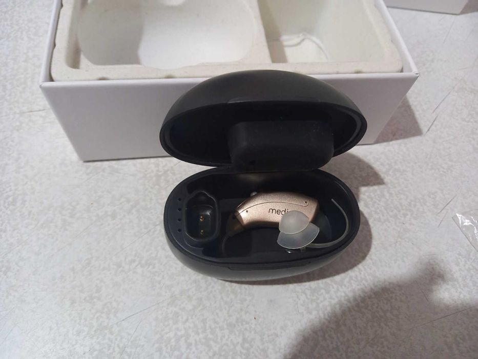 Продам слуховой аппарат Medica +