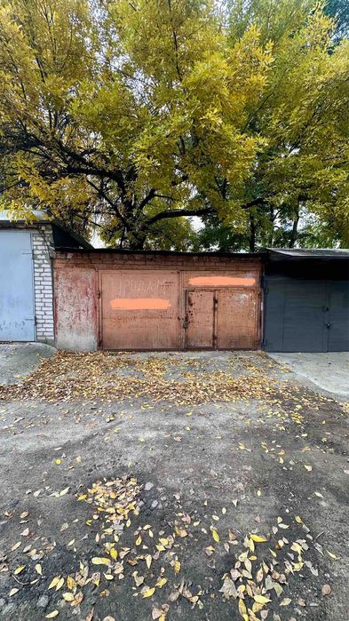 Пррдам цегляний гараж 32,3 кв.м по Соборній, центр