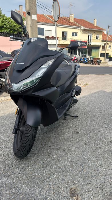 Vendo HONDA PCX 2021