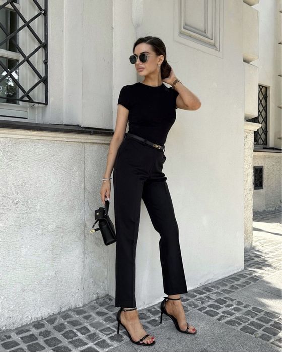 Чорні штани