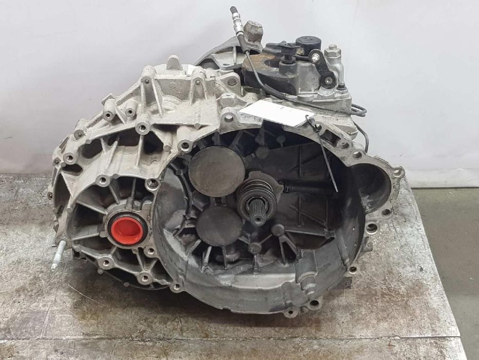 VOLVO S40 SEDAN TRANSMISSION BOX REF. M66