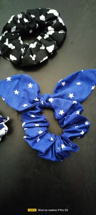 5 gumek scrunchie cena za całość