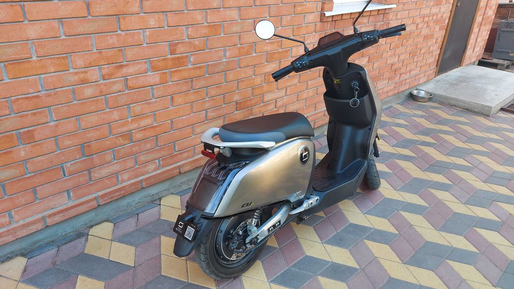 Електроскутер Super Soco CUX