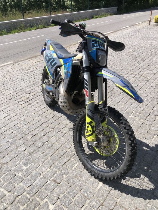 Husqvarna te 250 cc