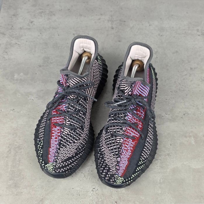 Кросівки Adidas Yeezy Boost 350 V2