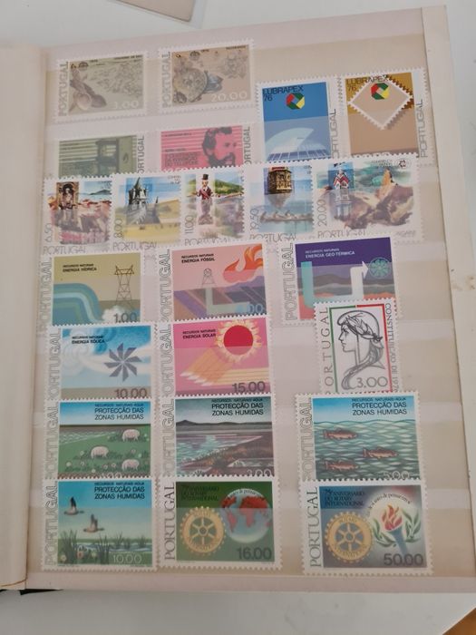 Grande colecção de selos 4 albuns