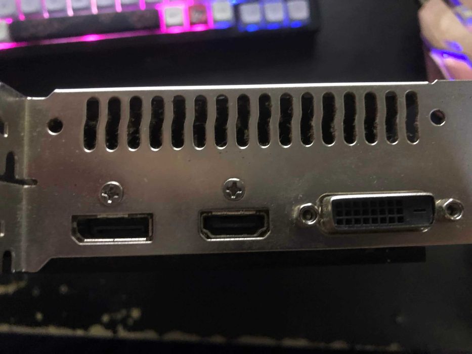 Placa gráfica RX580 2048SP