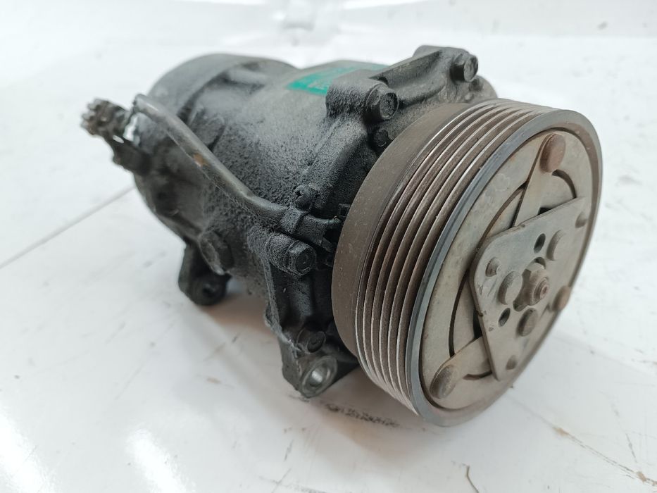 Compressor de Ar Condicionado - VOLKSWAGEN GOLF IV (1J1) | 97 - 07