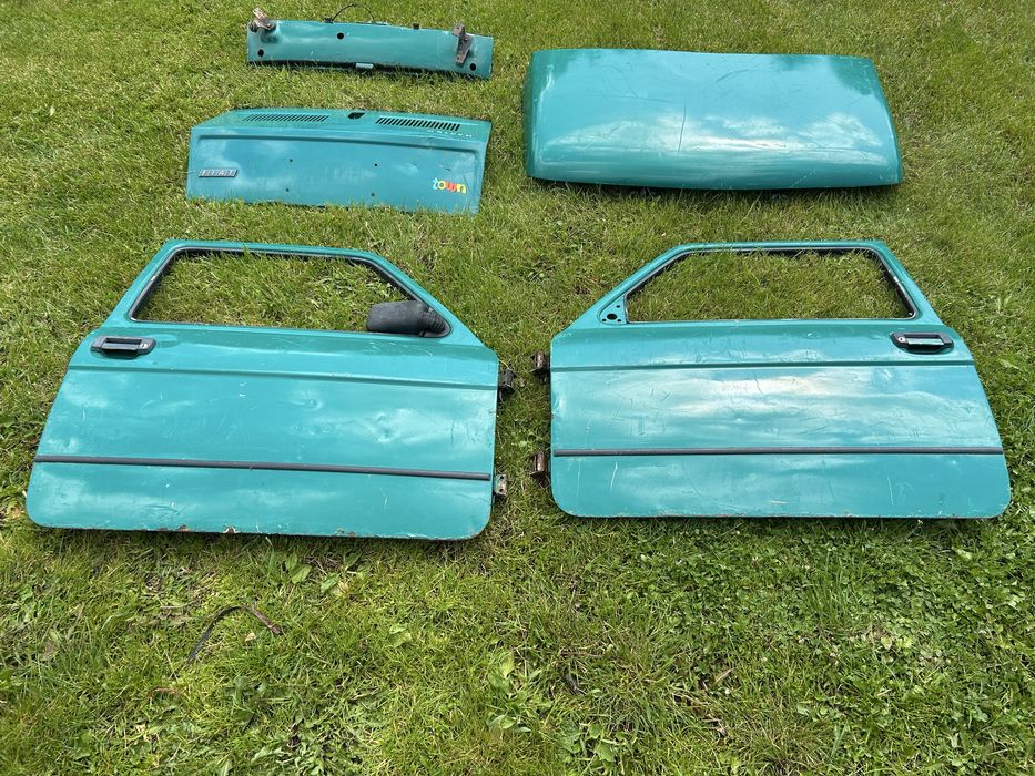 Fiat 126p Maluch Maska Drzwi Klapa Pas tylny