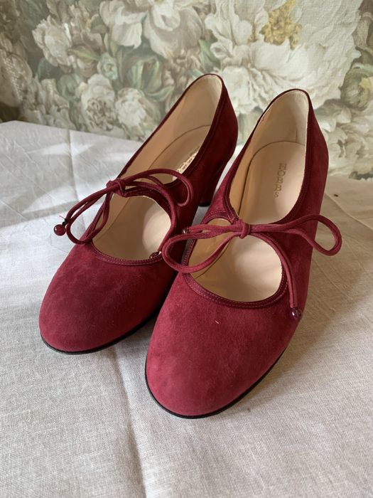 Туфлі замшеві, Hobbs