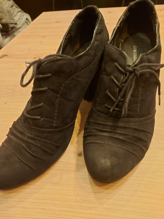 Buty zamszowe czarne