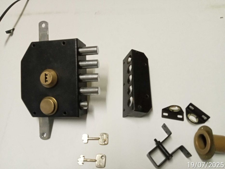 Fechadura de 4 trancas