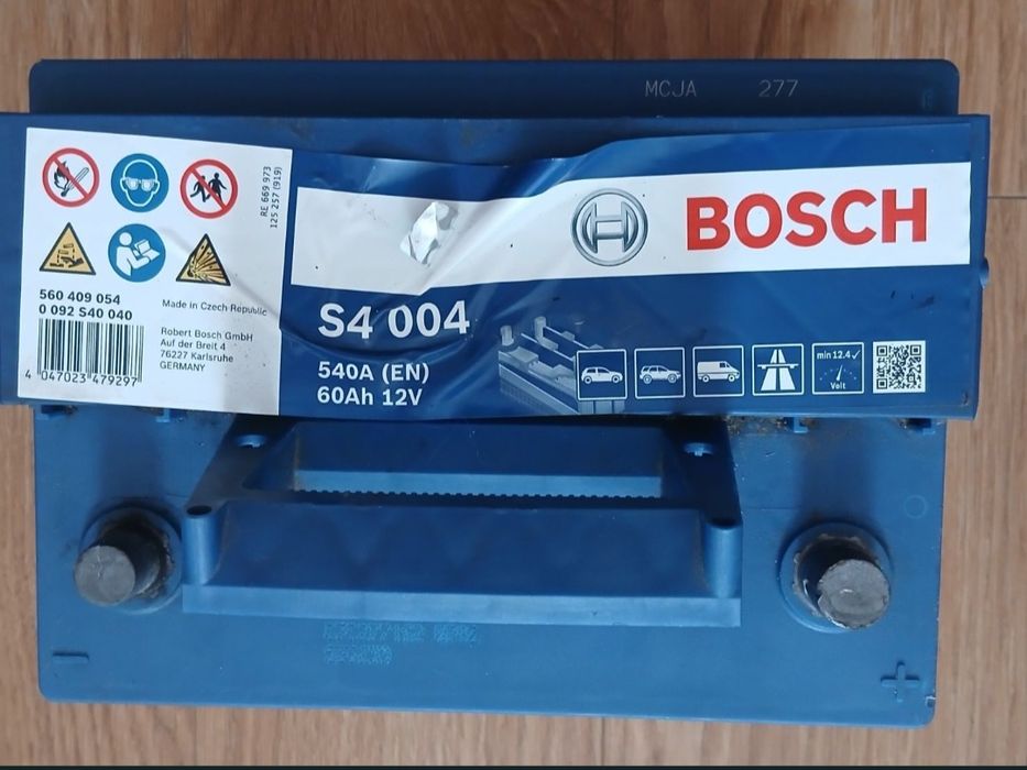 Акумулятор Bosh 60 Ah 12v
