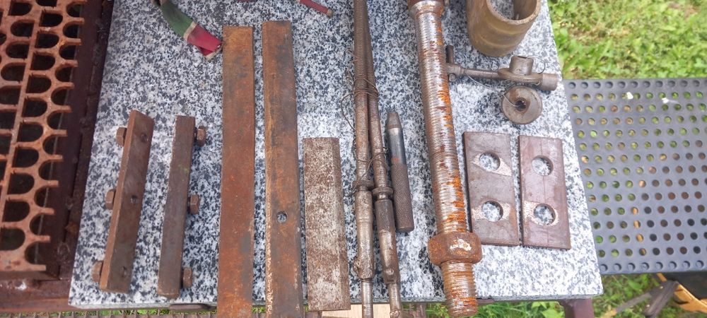 Прижимні планки вала фуганка