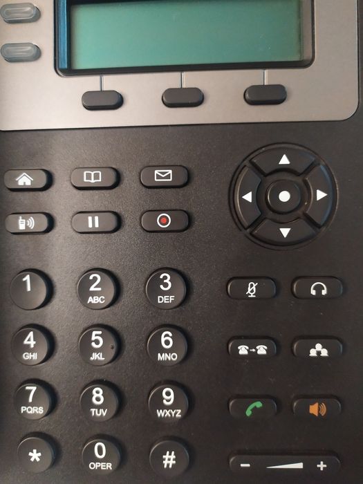 IP телефон Grandstream. Модель GXP 1610/1615 . В хорошем со