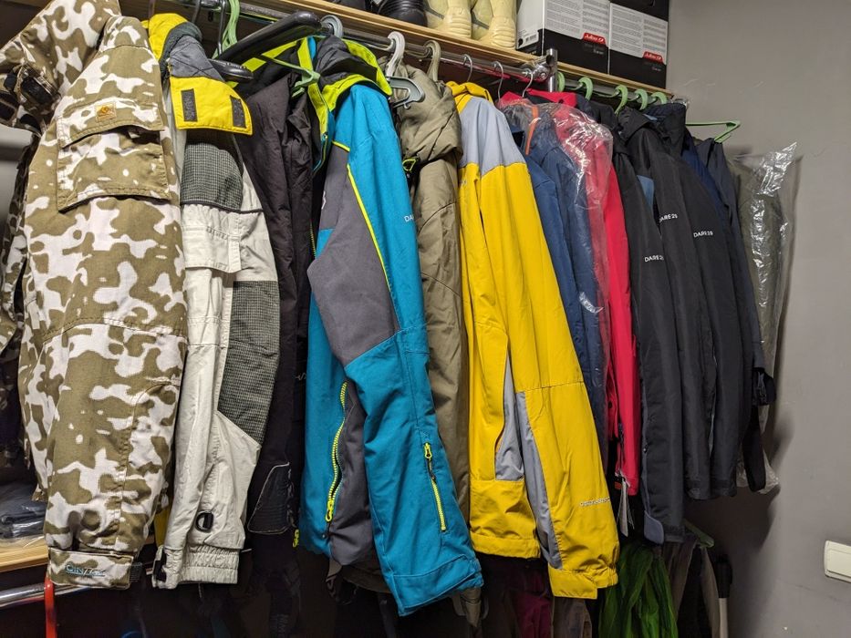 Прокат лижі, сноуборди, черевики, оренда лижного одягу, шоломів, масок