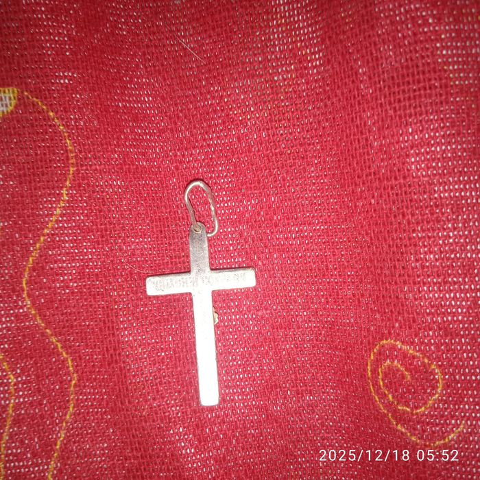 Срібний хрестик бу добрий стан