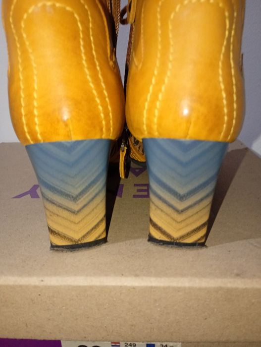 Buty botki Maciejka roz. 40