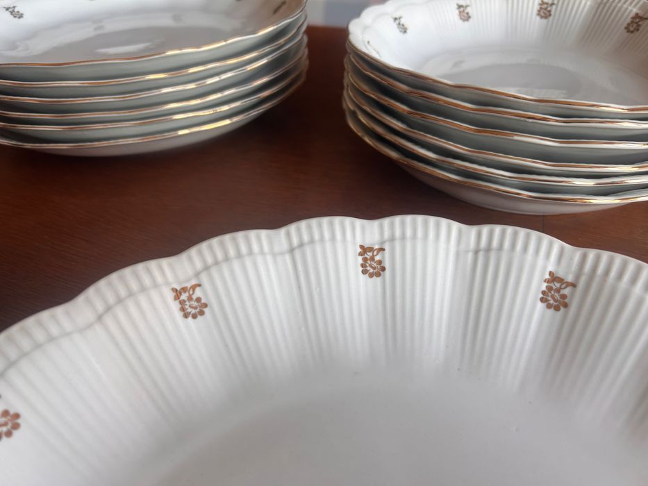 Porcelanowa zastawa stołowa