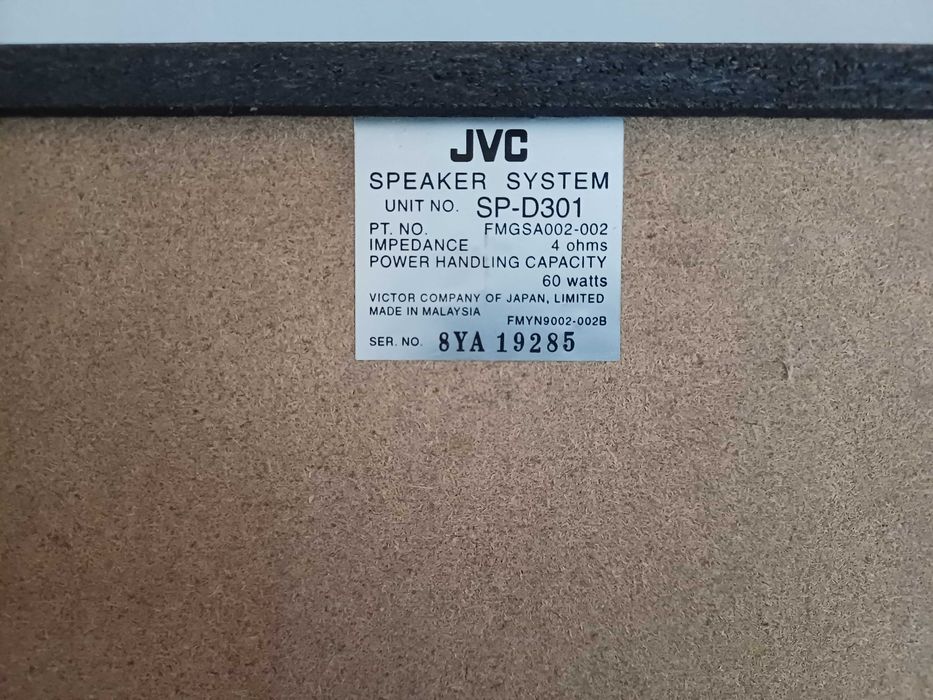 Colunas JVC - SP-D301
