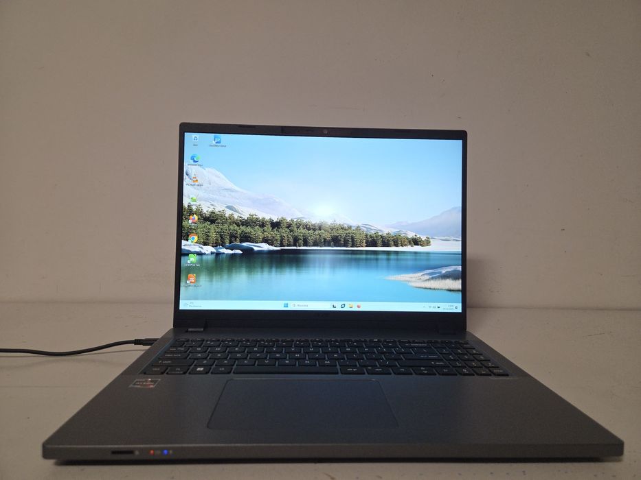 Laptop Acer TravelMate P2, R5 7535U, 16GB RAM, 512GB SSD GW