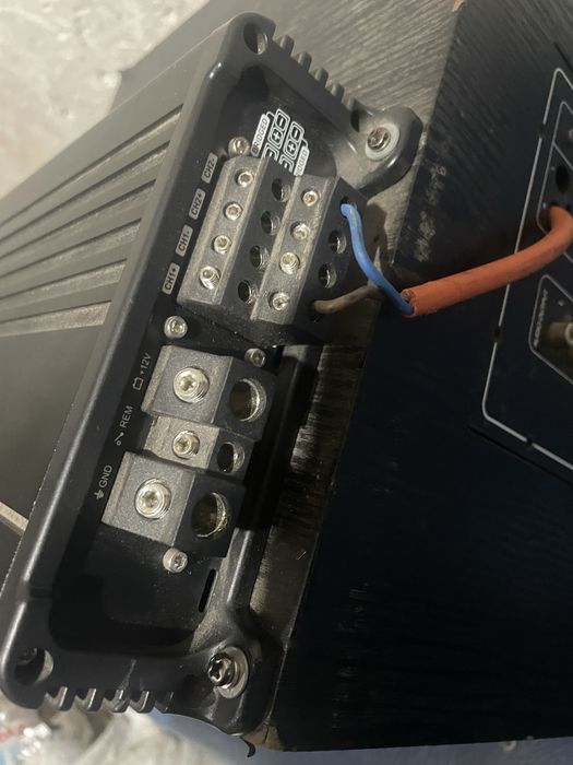 4-канальний підсилювач DL Audio Malva MVA-80.4 + сабвуфер Logicfox