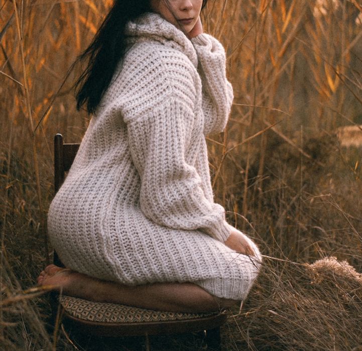 Теплий світер Манго