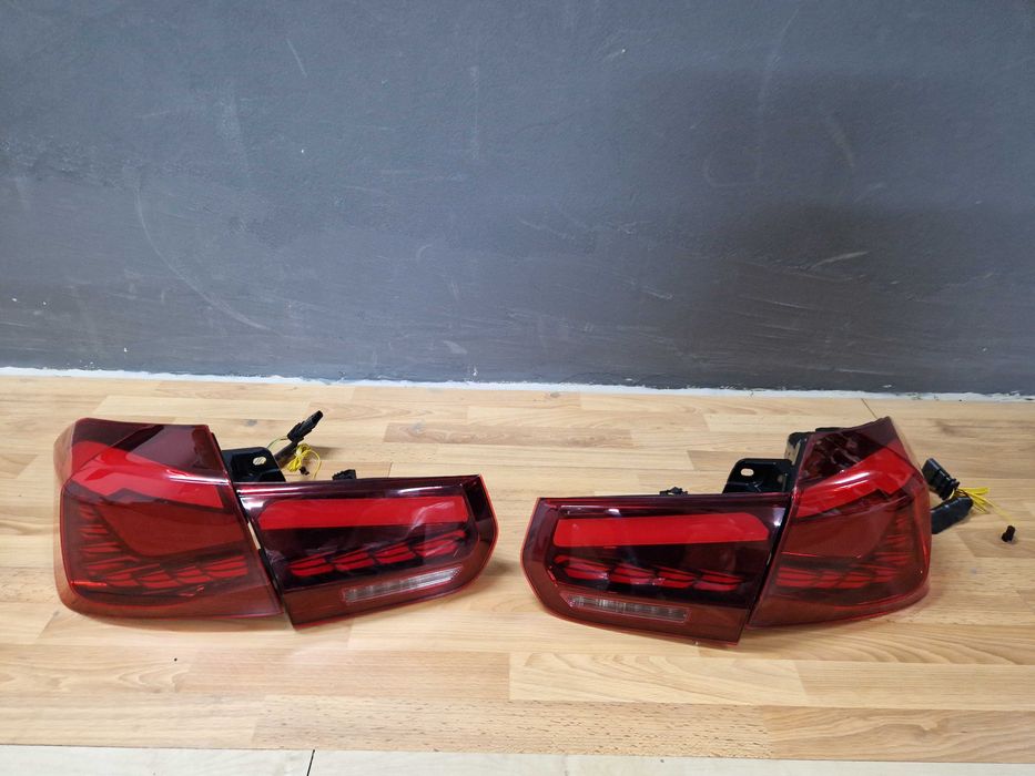 Задние фонари стопы на BMW 3 Series F30 2012-2018 год ( в стиле CS )