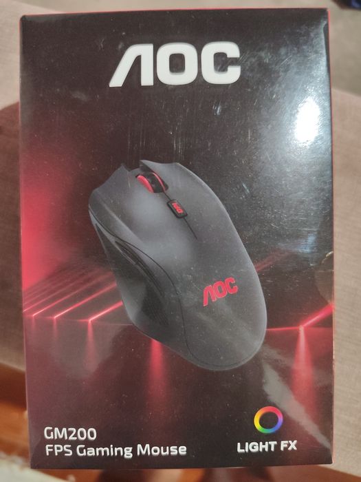 Ecrã aoc gaming e teclado steelseries